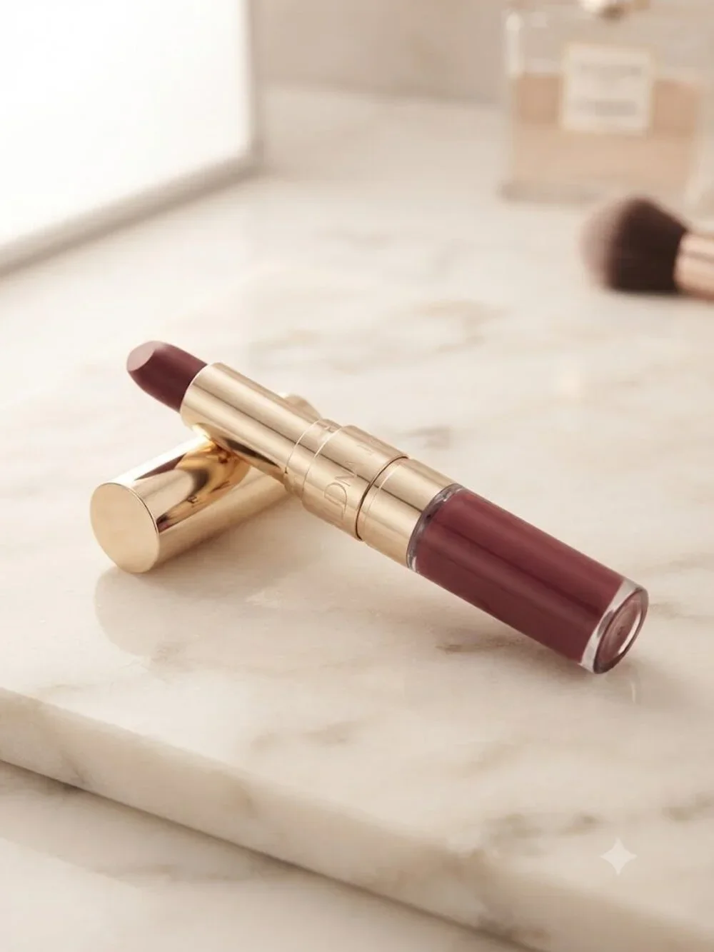 Doll 10 HydraGel Luxe Lip Colour & Lip Gloss - Berry Beso (a rich berry tone) NE